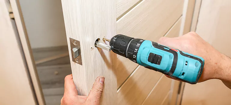 Old Door Knob Repair in South San Francisco, CA
